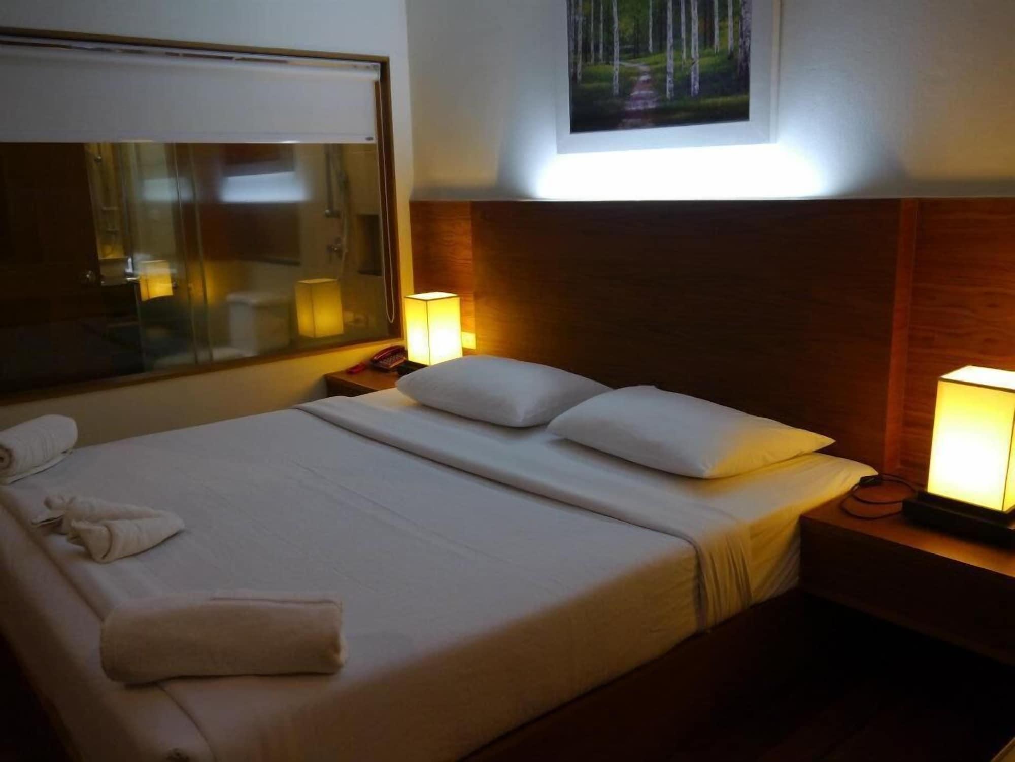 Baan Saikao Plaza Hotel & Service Apartment Koh Chang Eksteriør bilde